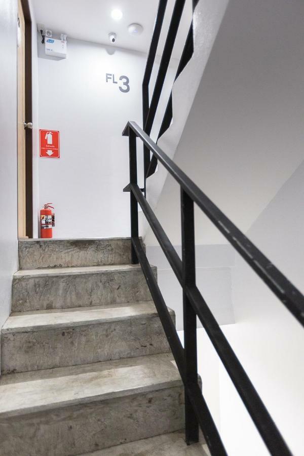 Minimal House Patong (Adults Only) Hostel Εξωτερικό φωτογραφία