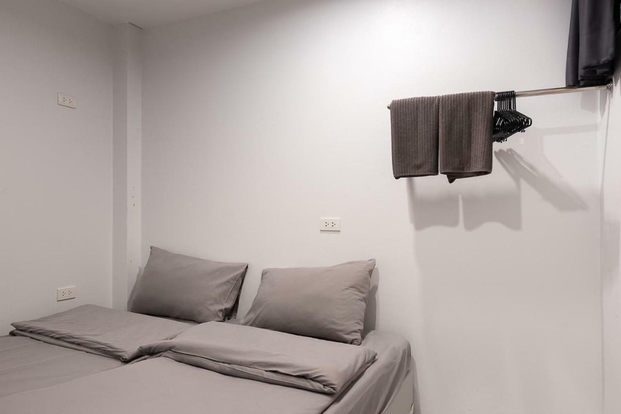 Minimal House Patong (Adults Only) Hostel Εξωτερικό φωτογραφία