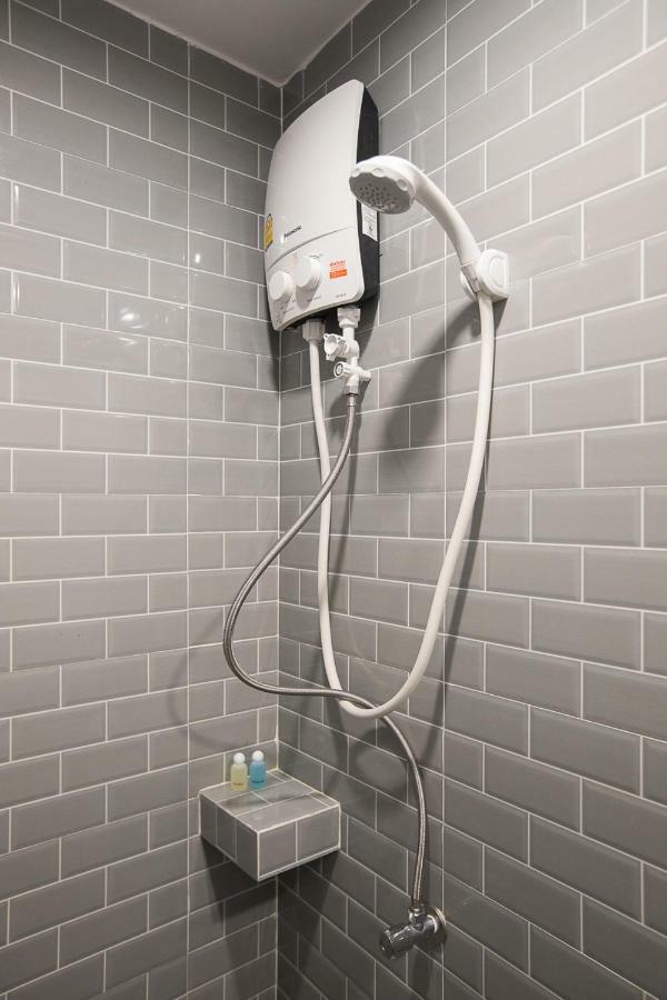 Minimal House Patong (Adults Only) Hostel Εξωτερικό φωτογραφία
