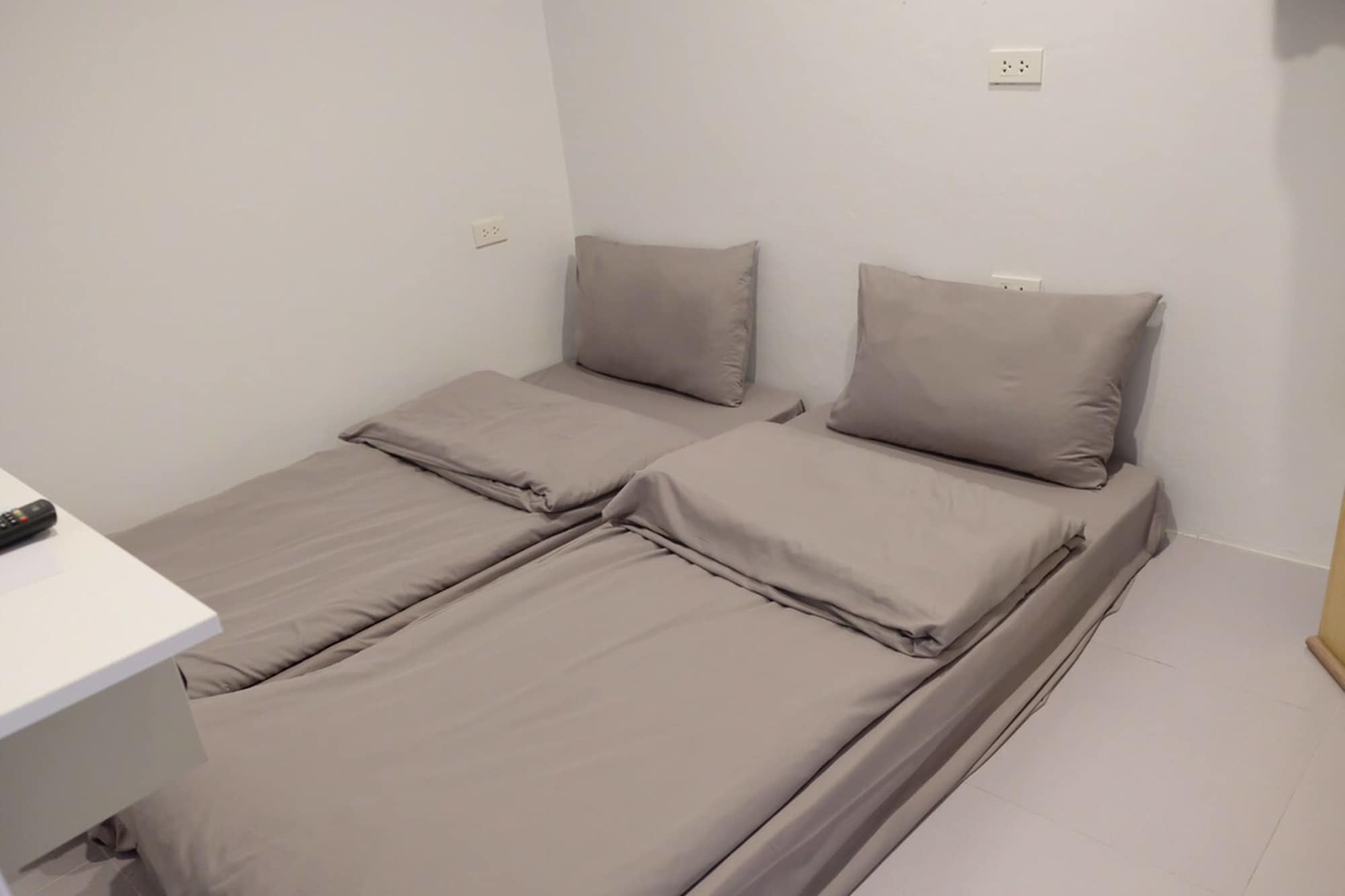 Minimal House Patong (Adults Only) Hostel Εξωτερικό φωτογραφία